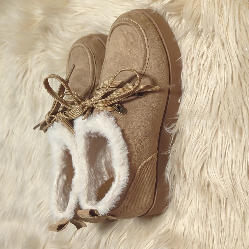 Tan jellypop fur lined tan Laceup shoes size 9M - Picture 4 of 8